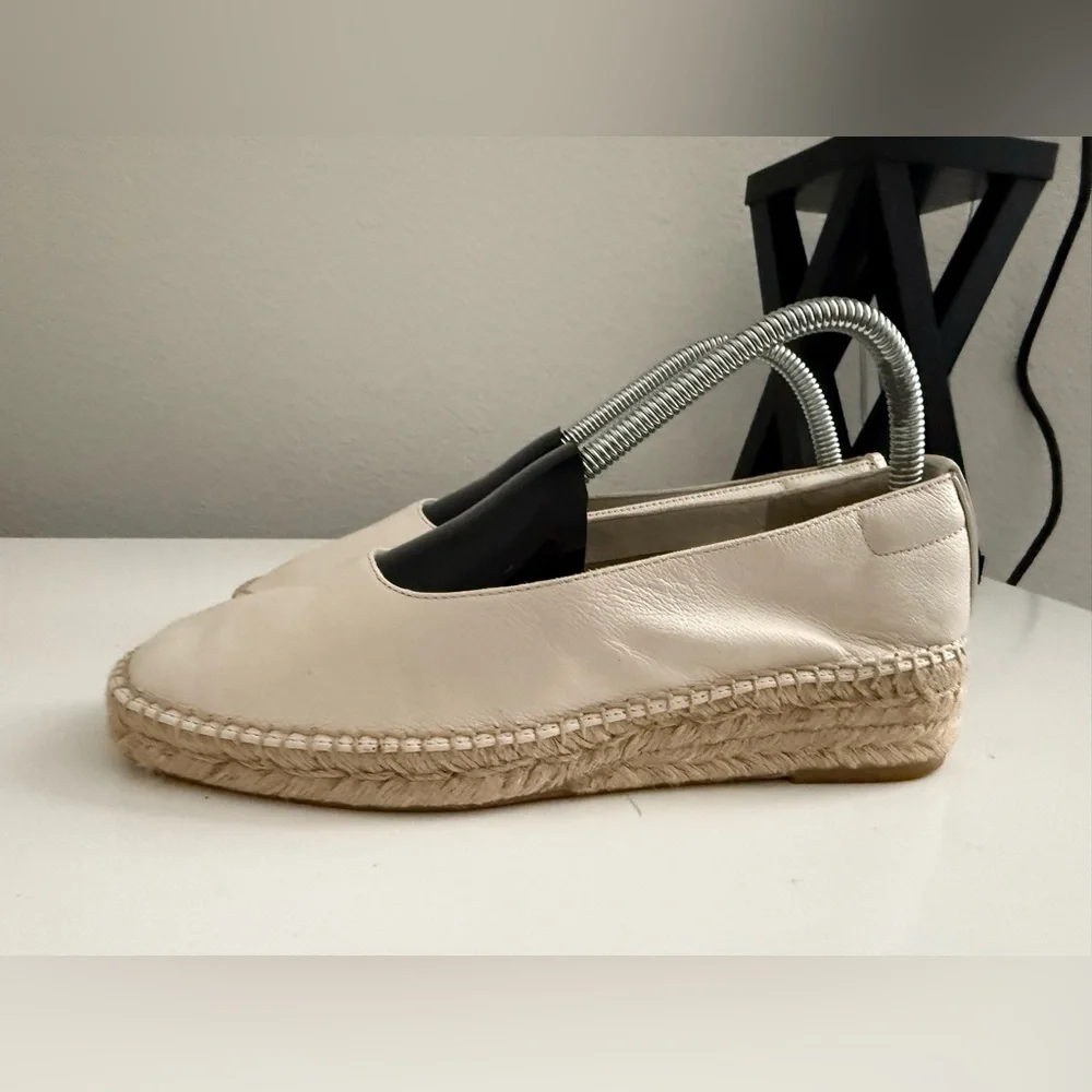 Everlane Cream Leather Espadrille Slip-On Flats